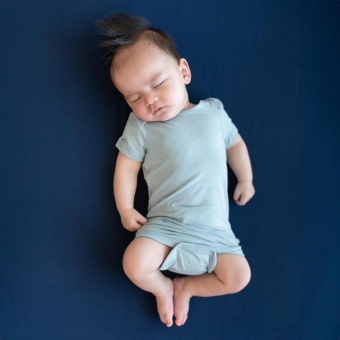 KYTE BABY Unisex Bodysuits, 2-Pack Short Sleeve Baby Bodysuits, 97% Rayon made from Bamboo, 3% Spandex