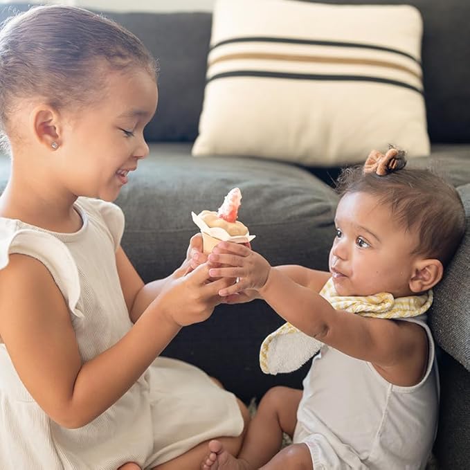 Moonkie Baby Fruit Feeder with Freezer Tray, BPA Free Silicone Food Feeder for Infant Self Feeding, Breastmilk Popsicle Molds, Mesh Feeder with Two Pouches, Baby Shower Gifts 4 Months+, 1 Pack