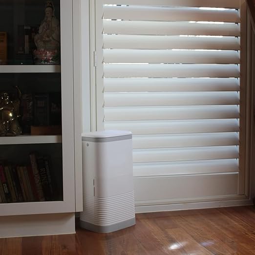 Diaper Pail Odor Locking, with Child-Safe Lock, Cost-Effective Refill System, Holds up to 20 Newborn Diapers, White