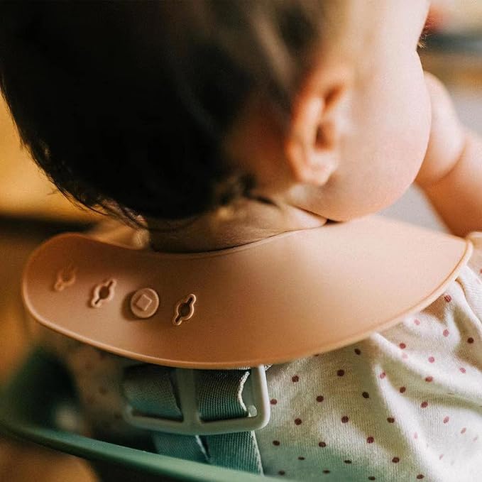 Moonkie Silicone Baby Bibs Set Of 2 | BPA Free Waterproof | Soft Flexible Adjustable Silicone Bibs for Babies & Toddlers(Dark Grey/Kodak)