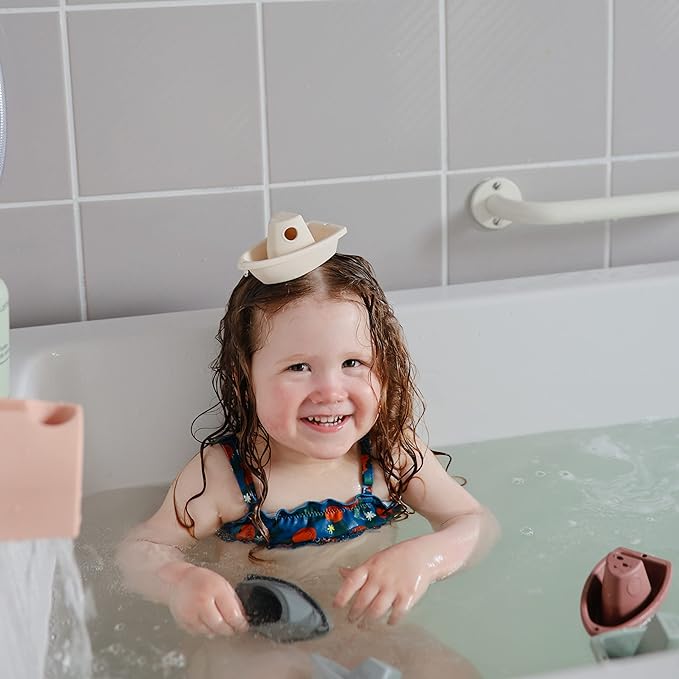 mushie Stackable Bath Boats Toy (Petal) | Floating Bathtub Toys for Baby & Toddler, Set of 5 | Made in Denmark