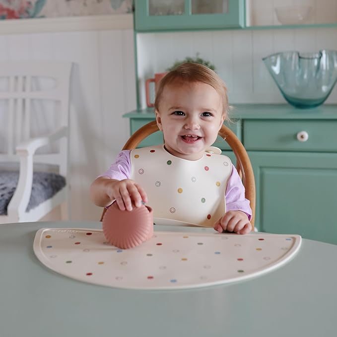 mushie Silicone Placemat for Kids | BPA-Free Non-Slip Design (Smiley Face)