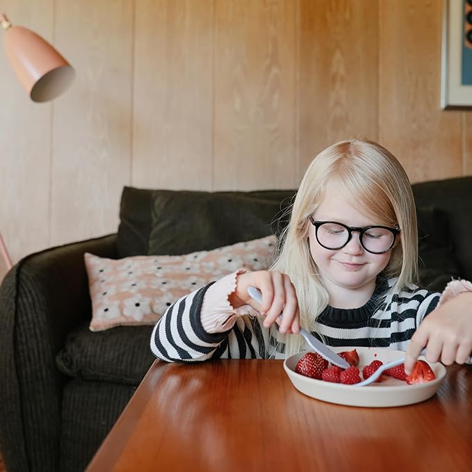 mushie Round Dinnerware Plates for Kids | Made in Denmark, Set of 2 (Powder Blue)
