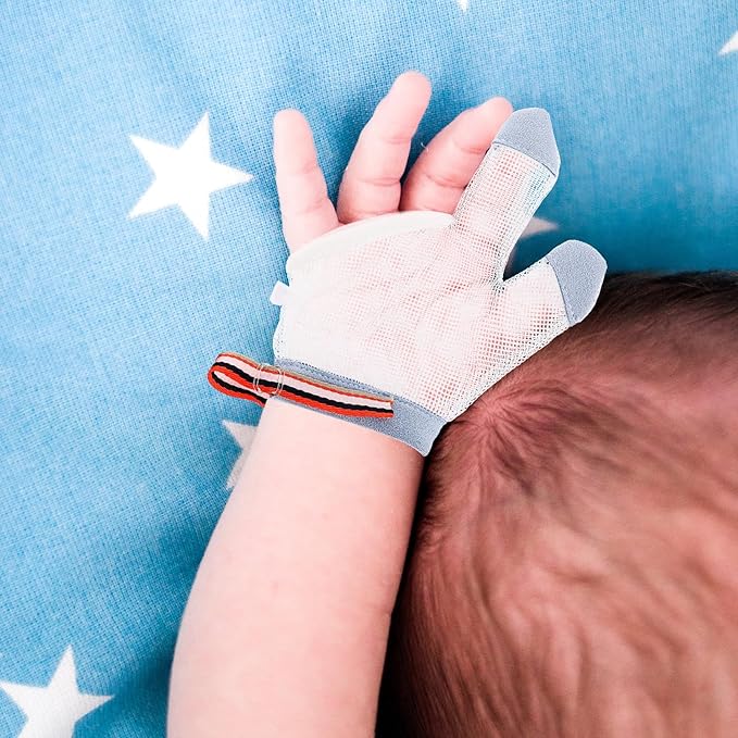 NOLITOY Teething Mittens Breathable Nylon Half-Finger Gloves Prevent Thumb Soft Small Size S with Blue Dots for