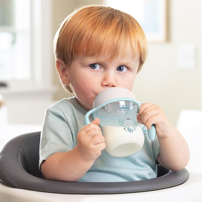 Chicco Semi-Soft Trainer with Bite-Resistant Spout and Spill-Free Lid 7oz. | Removable, Non-Slip Handles | Top-Rack Dishwasher Safe | Easy to Hold Ergonomic Indents | Sage | 6+ months