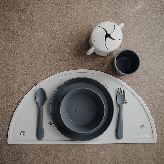 mushie Round Dinnerware Plates for Kids | Made in Denmark, Set of 2 (Smoke)