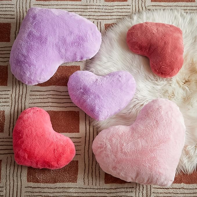 EastTree Heart Pillows, Light Pink Heart Shaped Pillows, Ultra Soft Extra-Large Fluffy Pillows, Love Throw Pillows Gifts, Women Girls Living Room Decor 15x18 Inch