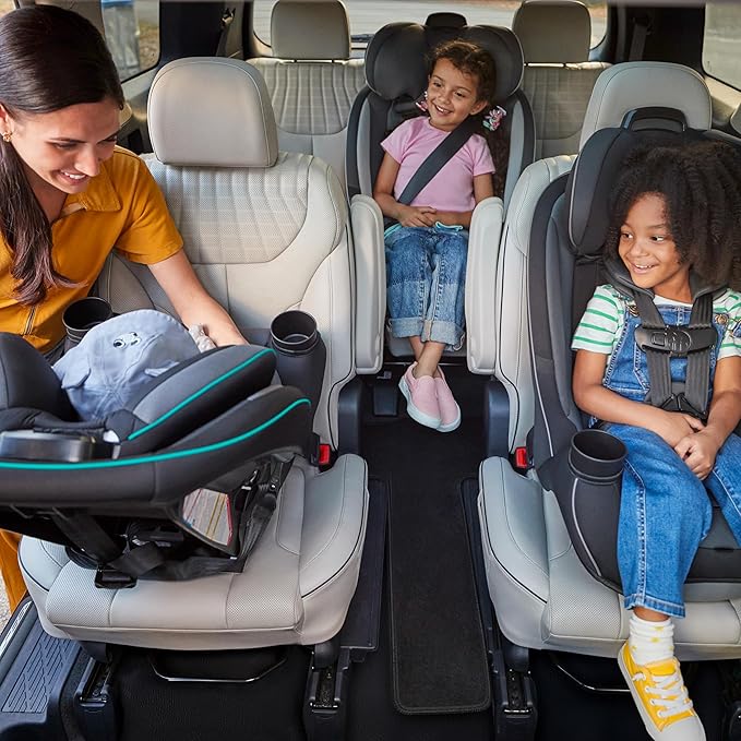Safety 1st Grow and Go All-in-One Slim Convertible Car Seat, Rear Facing, 5-40 lbs, Forward Facing (30–65 lbs), High Back Booster Seat 40-100 pounds, Black Phantom